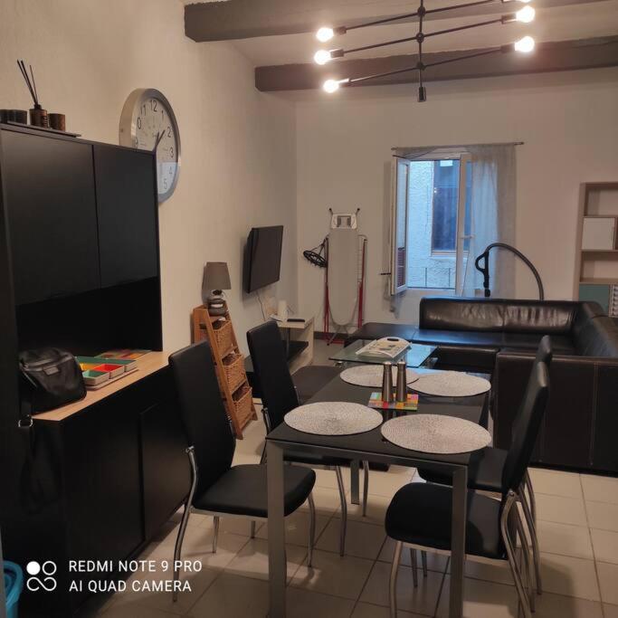 Logis Corneille I Daire Narbonne Dış mekan fotoğraf